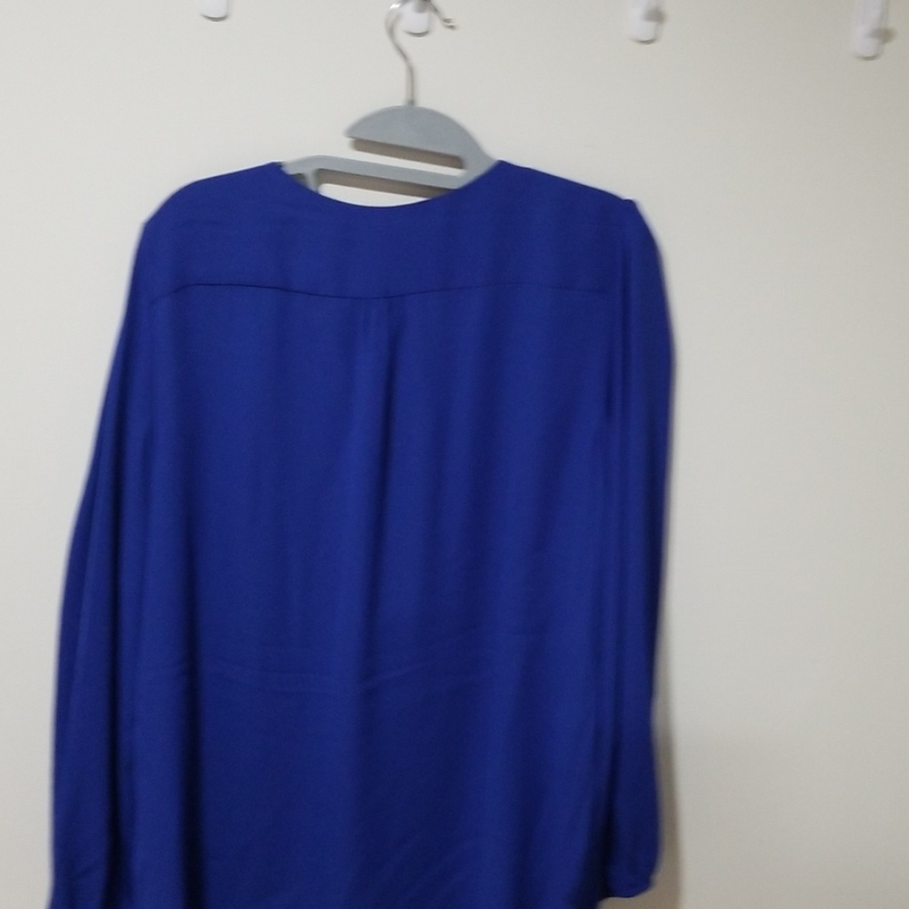 Blouse - Picture 2 of 2
